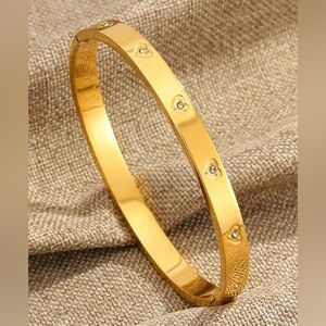 Heart 18k Gold Plated Stainless Steel Bracelet With Cubic Zirconia